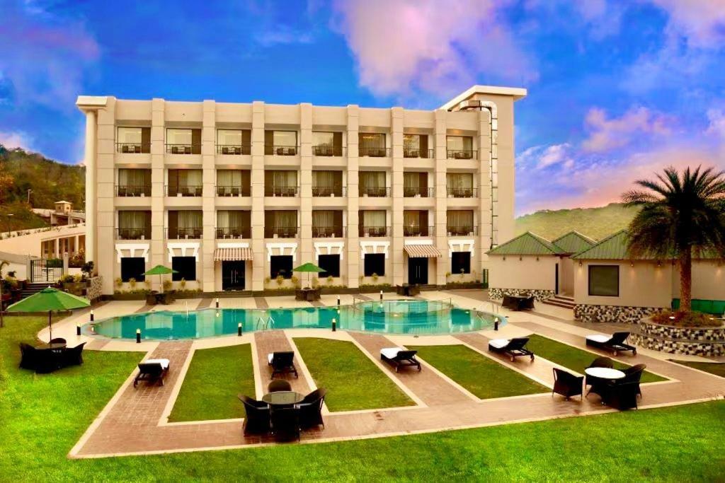 Golden Tulip Chandigarh, Panchkula Εξωτερικό φωτογραφία